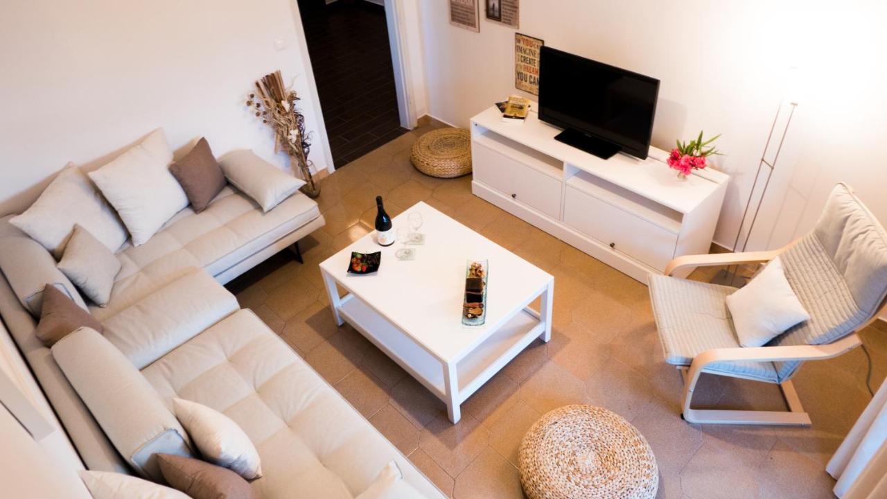 Cozy Family Friendly Apartment With Large Garden Close To Beaches - Dirella Kynopiástai Exteriör bild