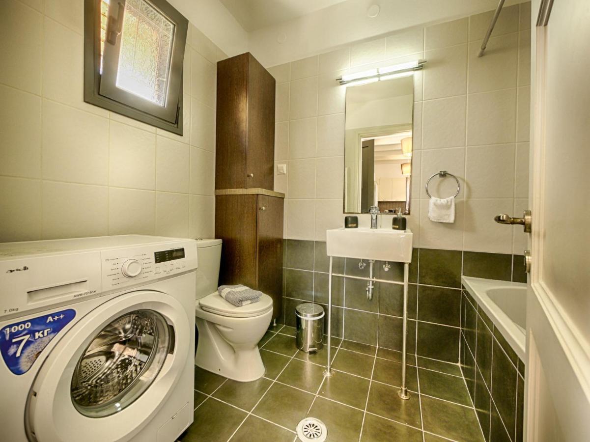 Cozy Family Friendly Apartment With Large Garden Close To Beaches - Dirella Kynopiástai Exteriör bild