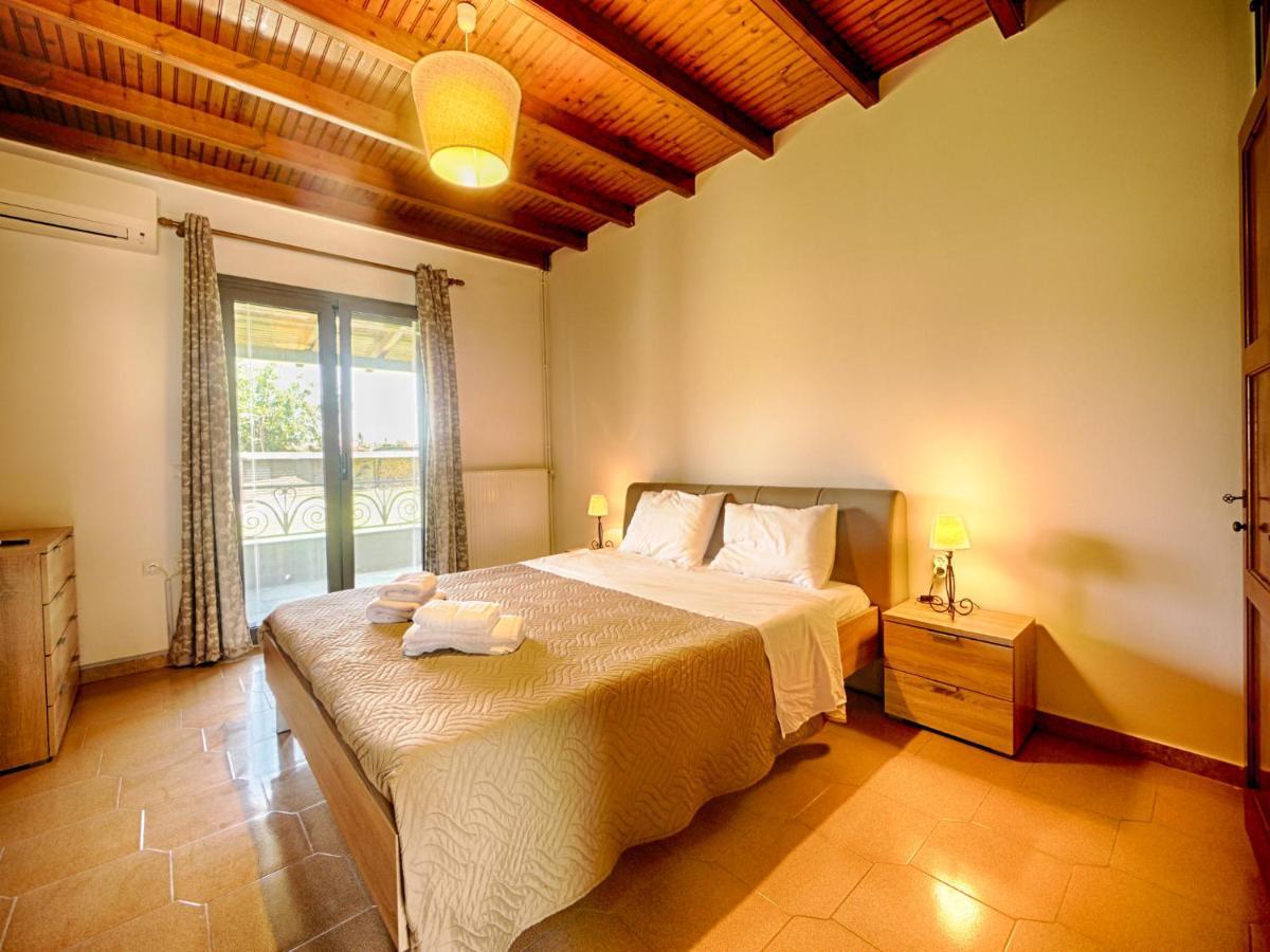 Cozy Family Friendly Apartment With Large Garden Close To Beaches - Dirella Kynopiástai Exteriör bild