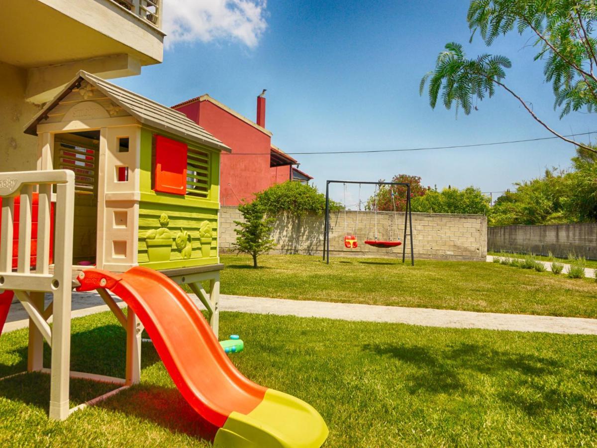 Cozy Family Friendly Apartment With Large Garden Close To Beaches - Dirella Kynopiástai Exteriör bild