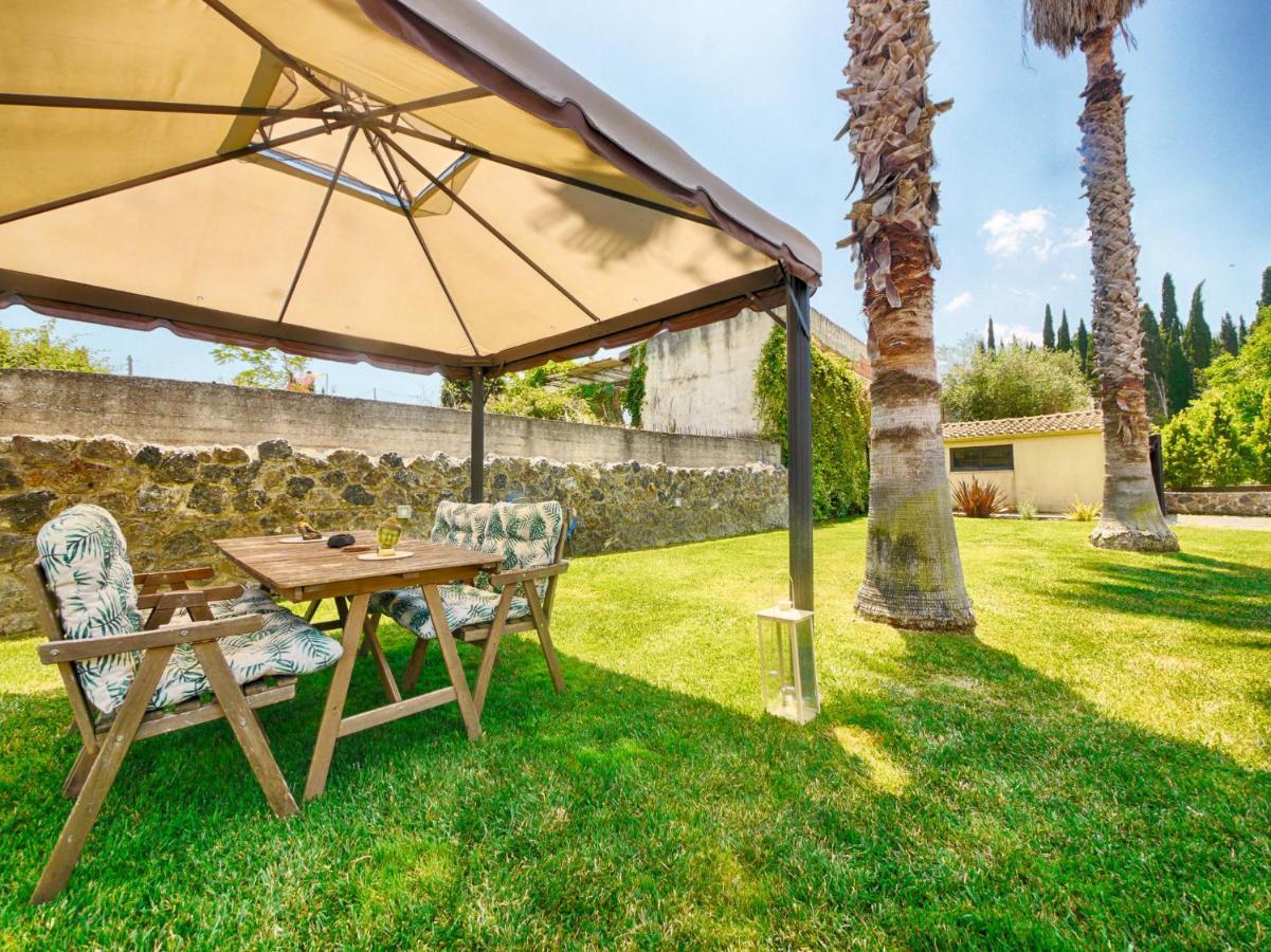 Cozy Family Friendly Apartment With Large Garden Close To Beaches - Dirella Kynopiástai Exteriör bild
