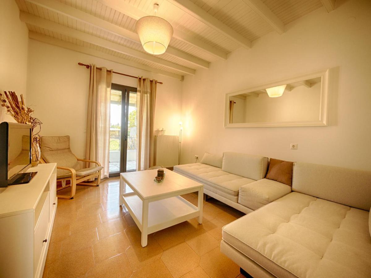Cozy Family Friendly Apartment With Large Garden Close To Beaches - Dirella Kynopiástai Exteriör bild