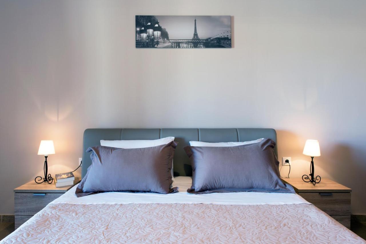 Cozy Family Friendly Apartment With Large Garden Close To Beaches - Dirella Kynopiástai Exteriör bild