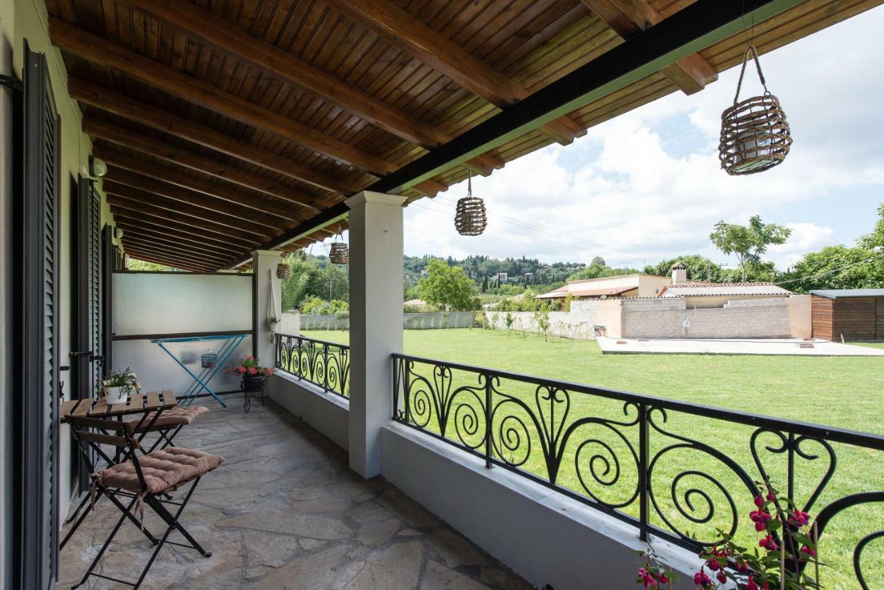Cozy Family Friendly Apartment With Large Garden Close To Beaches - Dirella Kynopiástai Exteriör bild